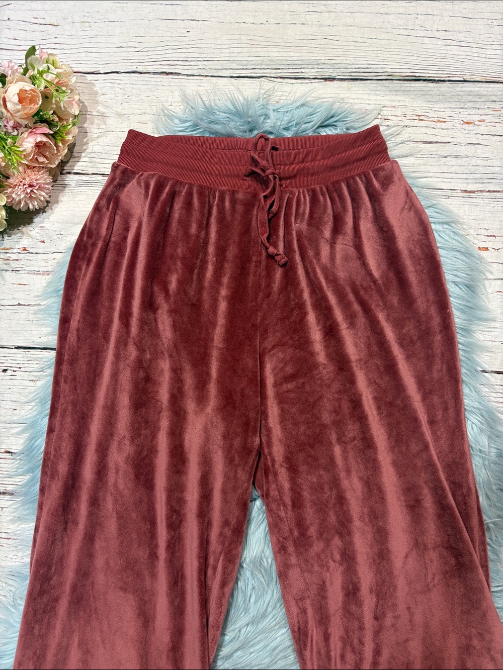 Summersalt Wide Leg The Plush Velour Lounge Pant Rosewood - Picture 5 of 8